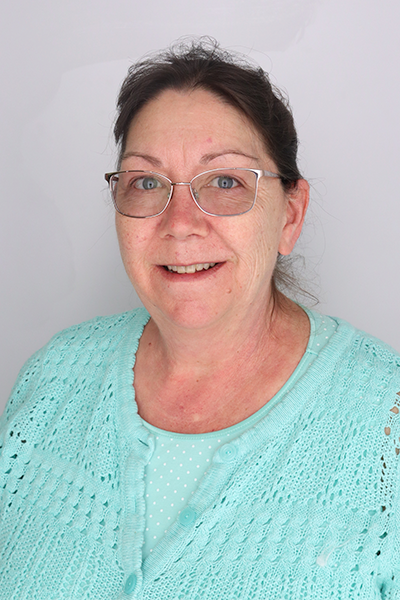 Beth Pfeiffer's profile picture Beth Pfeiffer